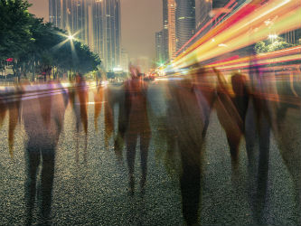 SEO marketing to people moving fast blurry image